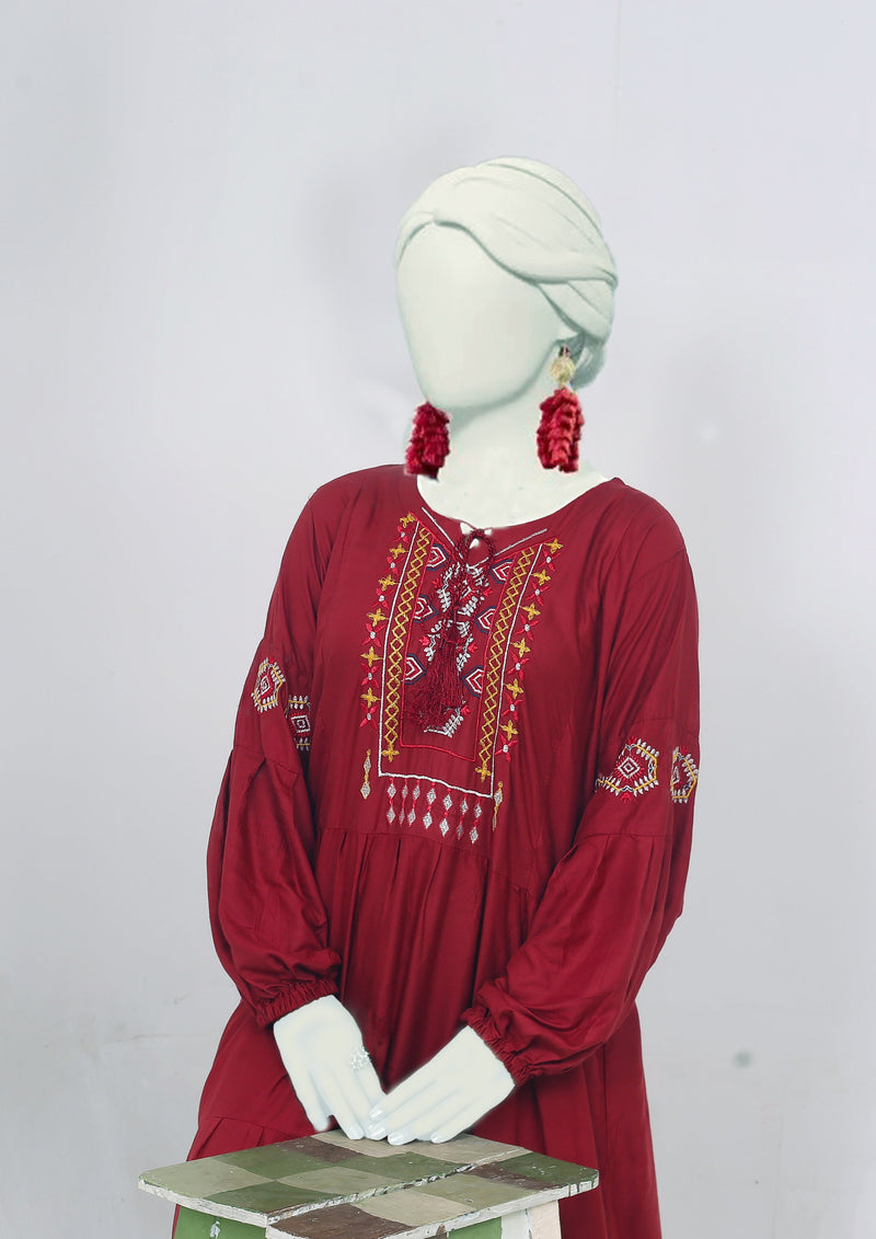 Nazneen Maroon Embroidered Linen Maxy: Two Piece Set