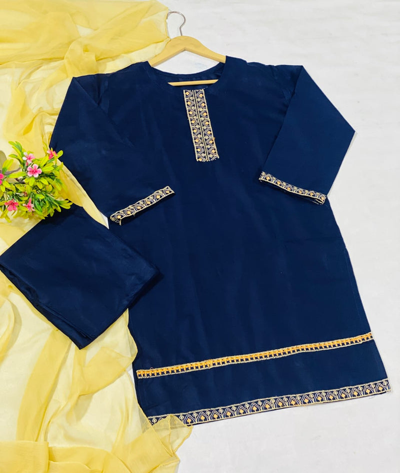 Elegant Muaziz Embroidered Three-Piece Suit